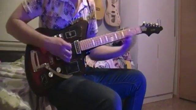 Играю на советской гитаре 