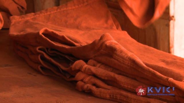 Original Red Dirt Shirts - KVIC-TV3 [Made on Kauai] смотреть онлайн