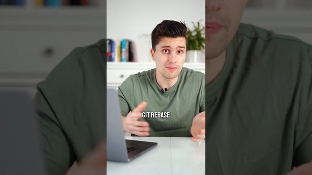 Git Merge VS. Git Rebase - What's the difference? смотреть онлайн