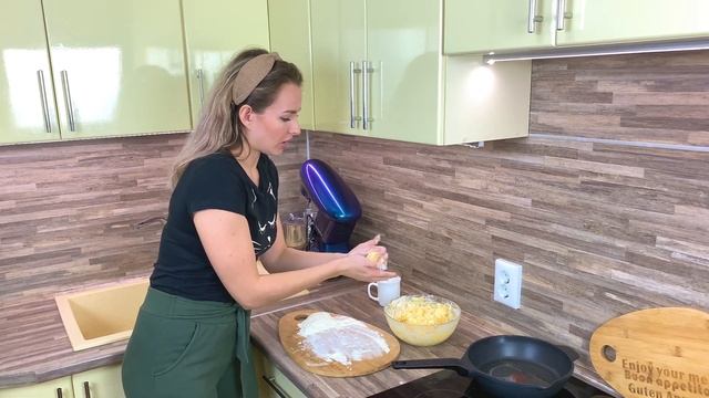 СЫРНИКИ ИЗ ТВОРОГА С МОРКОВЬЮ ? Рецепт сырников на сковороде КАК ВКУСНО И ПРОСТО ПРИГОТОВИТЬ СЫРНИК смотреть онлайн