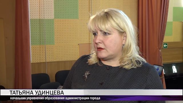 Меры социальной поддержки работников образования обсудили представители профсоюза и мэрии смотреть онлайн