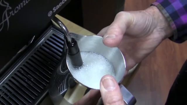 Crew Review: Saeco Aroma