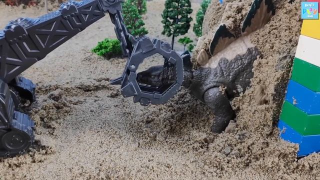 Dinosaur In Dangerous Cave! Transformer Dino Lego - T-Rex, Stegosaurus, Triceratops смотреть онлайн