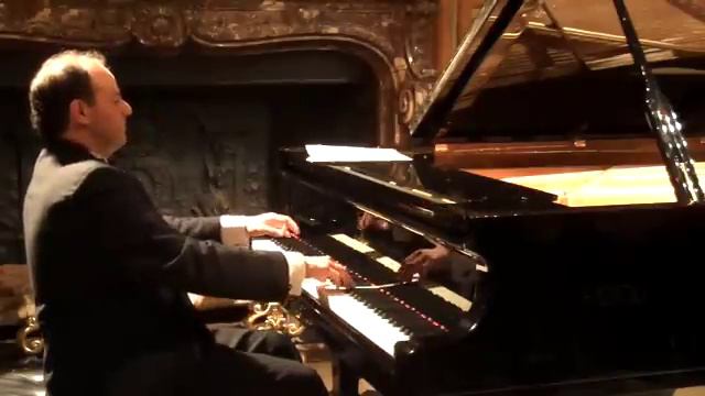 Manuel de Falla-Ritual fire dance. Mauricio Nader (piano) смотреть онлайн