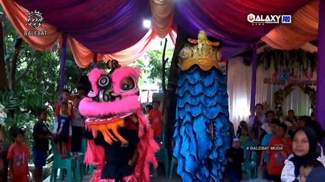 AKSI BARONGSAI (LAGU TERPOPULER) BUROK BALEBAT MUDA TERBARU LIVE BERINGIN PANGENAN CIREBON | 2022 смотреть онлайн