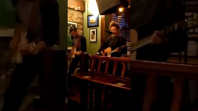 Cranberries ZOMBIE - Sadbh at Muskerry Arms 26jul2018 смотреть онлайн