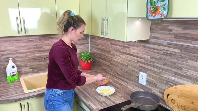 ЗРАЗЫ мясные с яйцом на сковороде. Куриные зразы рецепт смотреть онлайн