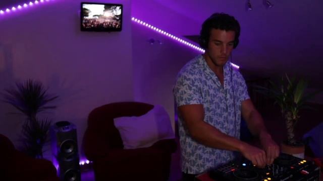 Marco Prezas Live Set (House, Tech House, Techno, funky & groovy organic house)#6 смотреть онлайн