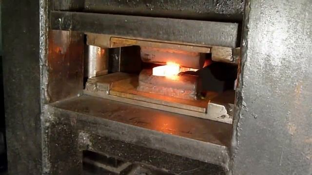 Wild Damascus Steel.  Making A Blade