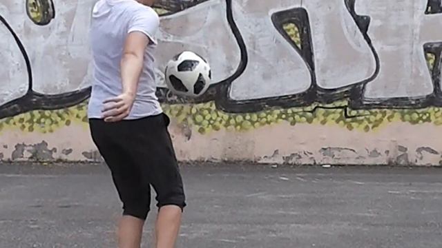 5 способов принять мяч/MIHALOSHA & Ромчик смотреть онлайн