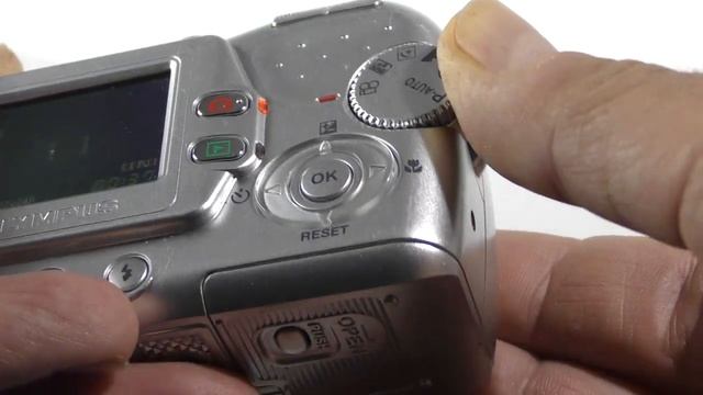 OLYMPUS CAMEDIA C-370 ZOOM 3.2 MEGAPIXEL DIGITAL CAMERA смотреть онлайн