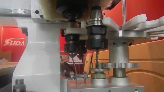 фрезерно-гравировальный станок в работе-364 смотреть онлайн