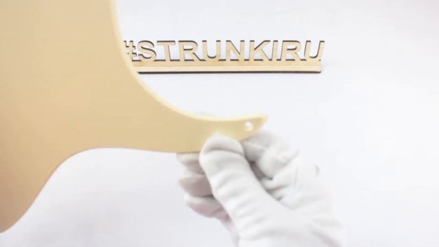 Панель Stratocaster PARTS MX0950/Stratocaster PARTS MX0950 Panel смотреть онлайн