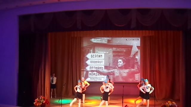 Танец "Брянская улица". Коллектив "Мозаика", руководитель Гончарук Л.В. смотреть онлайн