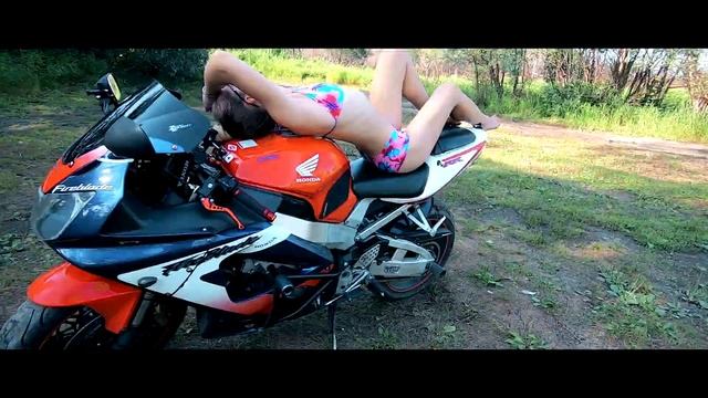 Girl And Sportbike - 1.Moto Clip.Мото клип.Девушка и Спортбайк