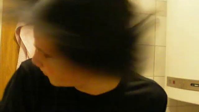 Make emo/scene hair for guys =) смотреть онлайн