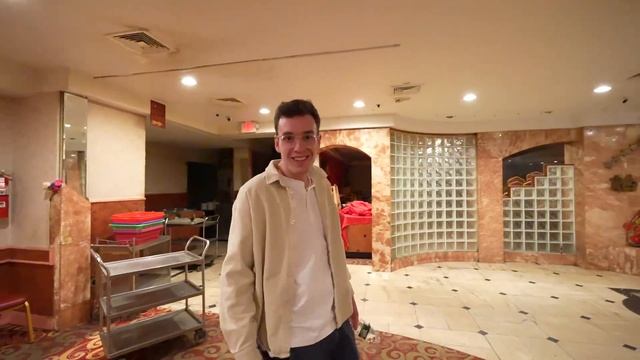 Exploring the Oldest Forgotten Mall in Chinatown - East Broadway Mall смотреть онлайн