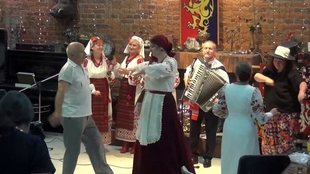 «Ой,Дуся,ой,Маруся» Николай Челак и группа «Балканы»в клубе Верлибр смотреть онлайн