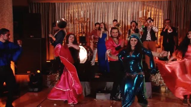 Диана САВЕЛЬЕВА и группа "ЭСМЕРАЛЬДА" - "ЧАЙ ШУКАРИЯ" смотреть онлайн