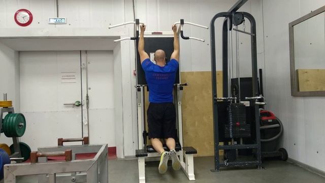 Подтягивания в гравитроне хват "молоток". смотреть онлайн