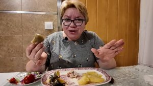 МУКБАНГ 🍽КОПЧЁНАЯ РЫБА С КАРТОШКОЙ.Он мне крылья сломал MUKBANG 🍴smoked fish and potatoes.