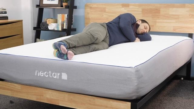 Latex vs Memory Foam Mattress - Which Is Better? смотреть онлайн
