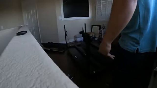 Unboxing Our Secretlabs Magnus Desk Dark Knight Edition! смотреть онлайн