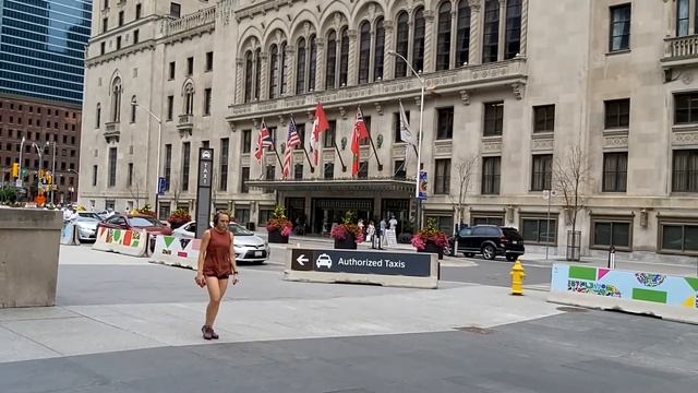 Ж/д вокзал Union Station.Торонто. Во время пандемии. смотреть онлайн