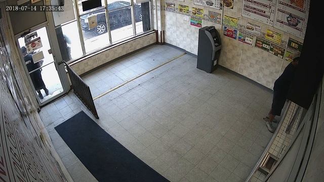 People react to shooting, hide inside sub shop смотреть онлайн