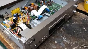 Sony MDS-JB940 QS MiniDisc: Repair loading fault
