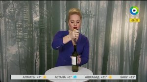 Лайфхак дня: как вытащить пробку из бутылки без штопора.