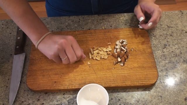 Holiday Chocolate Bark | Edible Gifts Ep.2 | Bake Me Happy смотреть онлайн