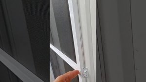 Установка москитной двери на балкон. Особенности установки ручки, фурнитуры