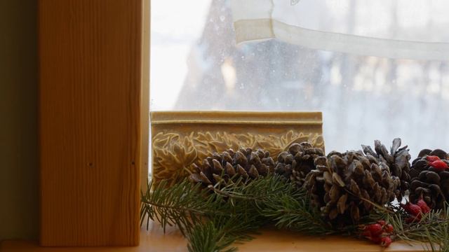 my past and how things came to be - winter in a little house смотреть онлайн