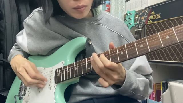 Fender Squier Affinity Surf Green demo смотреть онлайн