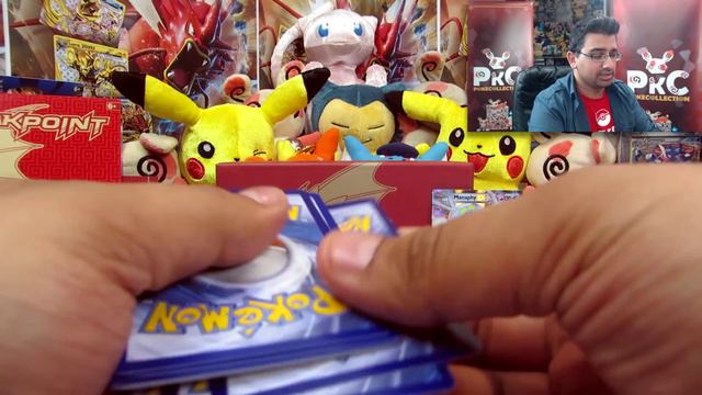 Opening A Pokémon BREAKpoint Elite Trainer Box! смотреть онлайн