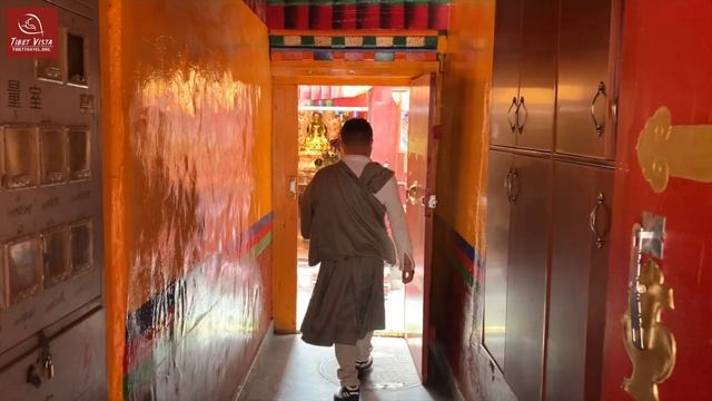 What's a Typical Tibetan House Like in Lhasa? How is the Life living Here? (the life of old Lhasa) смотреть онлайн