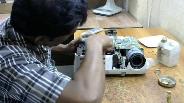 nec v260x dlp projector,problem is cut display or out of window