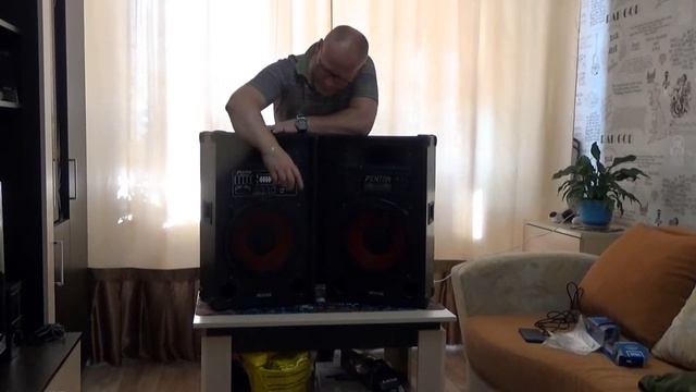 Акустическая система Fenton SPB-12 (USB,SD,AUX,MIC,Bluetooth)1200W смотреть онлайн