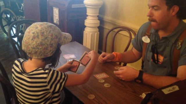 Legends of Frontierland Hi-Low game смотреть онлайн