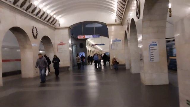 Санкт-Петербургское метро: обзор станции Технологический институт 1. смотреть онлайн
