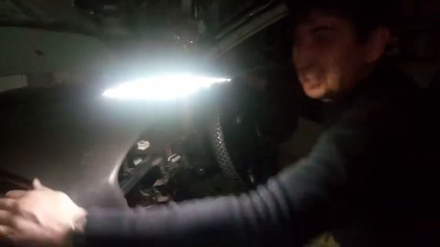 Снятие торпеды с Ниссан Авенир 1998 года смотреть онлайн