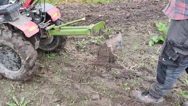 Weima 1100f -6dif 13km oraz pług nastawny. Dobrze ustawiony sam robi robotę! смотреть онлайн