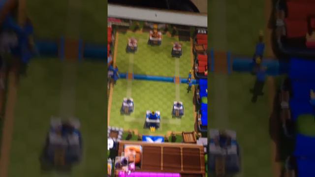 Непонятная и крутая вещь в CLASH ROYAL! смотреть онлайн