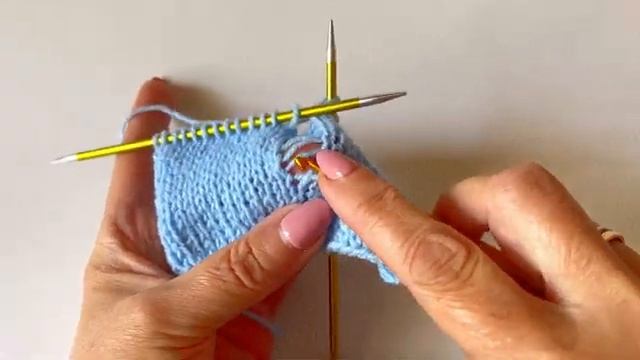 Как вернуть на место «спущенную» петлю не распуская изделие_ Легко ? смотреть онлайн