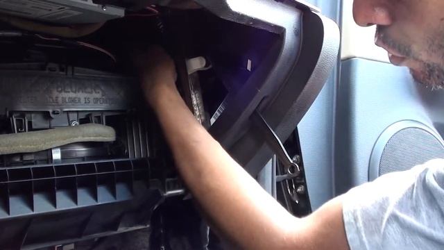 2009 - 2013 Mazda 6 Bose 9M81 18T806 BB Amplifier Removal and Replacement смотреть онлайн