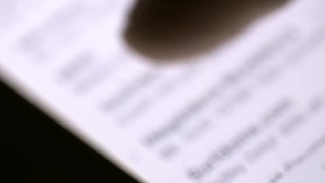 Можно ли оставлять зарядку в розетке? смотреть онлайн