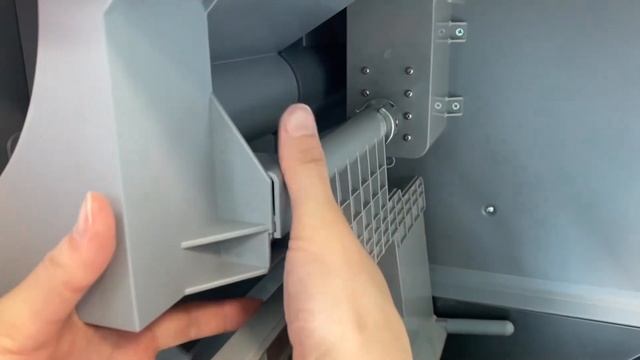 LavvieBot S Customer Guide Video - Manual 02 - Litter guarders Check смотреть онлайн