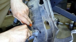 Ремонт бампера Mercedes Benz E Klasse W210 Глазастик  своими руками. Подробная инструкция.