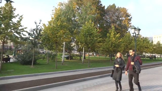 2014-10-11 Caminando por Alexander Garden - Moscú смотреть онлайн